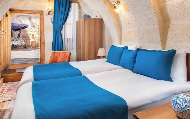 Peri Cave Konak