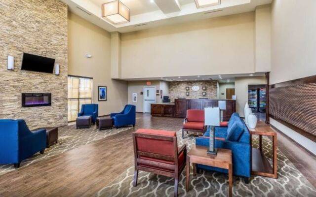 Comfort Suites