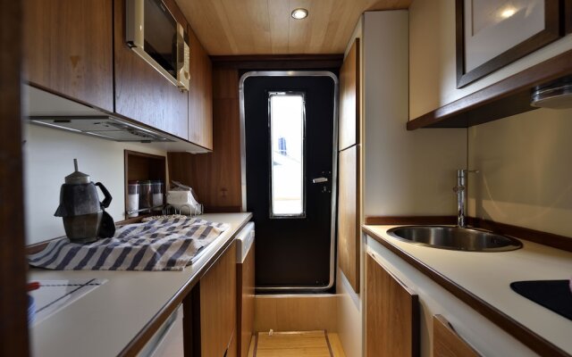 Blue III Yacht