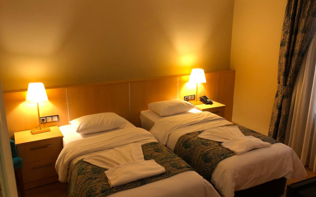 Artika Hotel