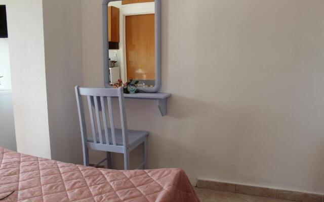 Vakis Apartments 2
