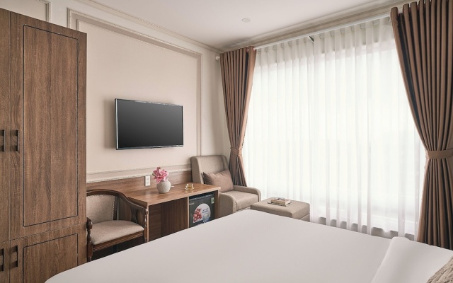 Hill Side Town Hotel – Guest Rooms – Da Lat