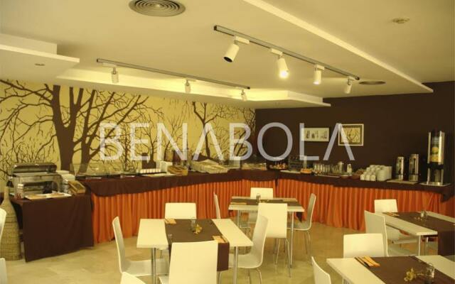 Benabola Hotel & Apartments