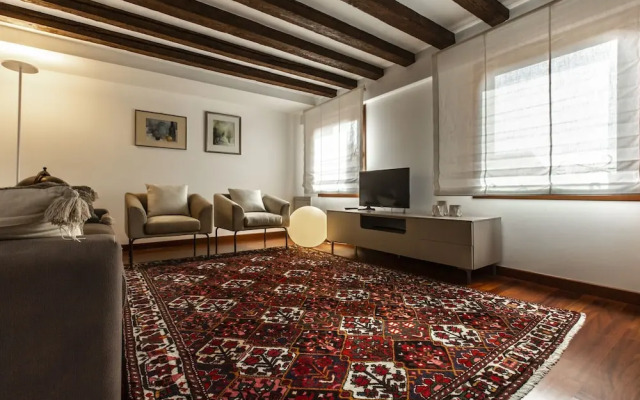 San Pantalon Luxury Penthouse R&R