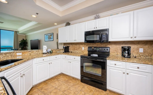 Phoenix Ix 506 2 Bedroom Condo