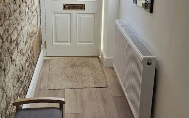 Stylish 2-bed House in Stamford Town Centre