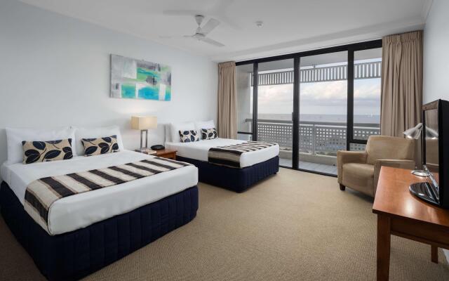 Rydges Esplanade Resort Cairns