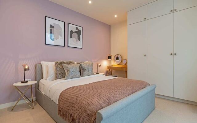 Stunning 2 Bed House W/patio nr Battersea