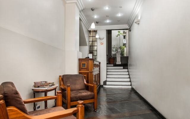 Hotel São Jorge, São Paulo - perto da 25 de Março fácil acesso ao Expo Center Norte e Mercado Municipal.