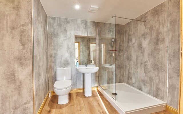 Host Stay The Gathering