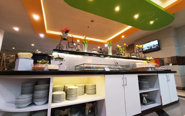 Halogen Hotel