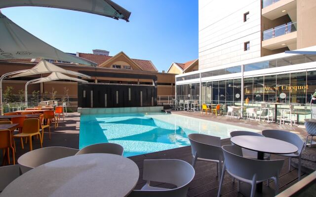 Sandton Smart Apartment Ten