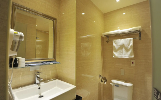 J Hotel