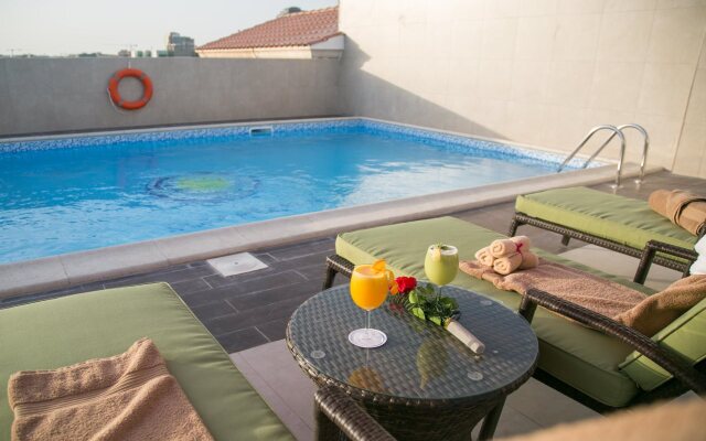 Ivory Inn Hotel