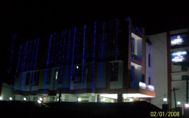 Hotel Viraat Inn