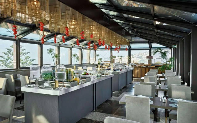 De Bonart Naples, Curio Collection by Hilton