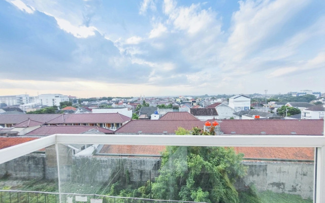 Comfy And Homey Studio At Vivo Apartment