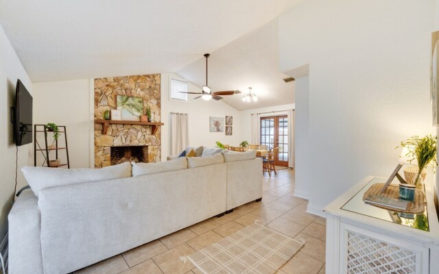 Winter Haven Retreat w/ Private Pool!