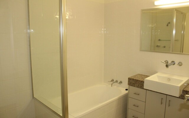 Beachside Apartment 17