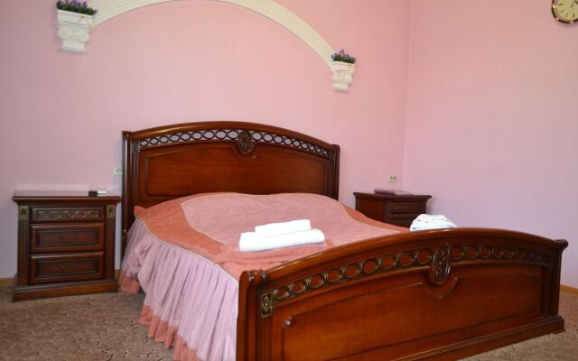 Guest Complex Edelweiss
