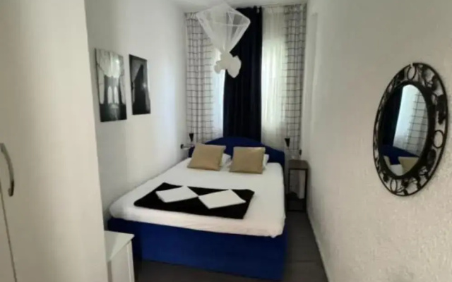 Duga House