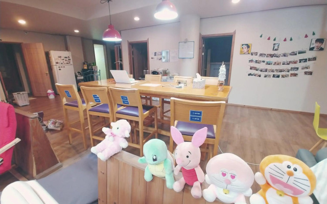 Baozen Guesthouse - Hostel