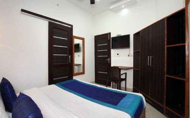 OYO 9956 Hotel Venus