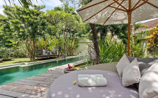 Luxury Balinese 3-bedroom Villa in Seminyak - A Popular Choice!