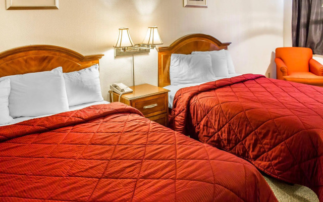 Rodeway Inn & Suites Roseburg