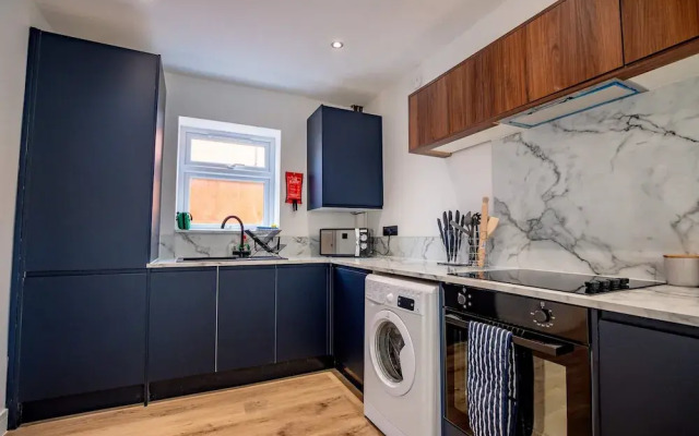 Host Stay Carlisle Road House