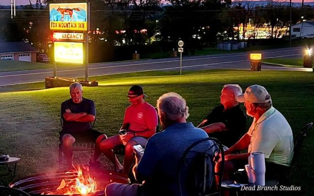 Fox Mountain Inn