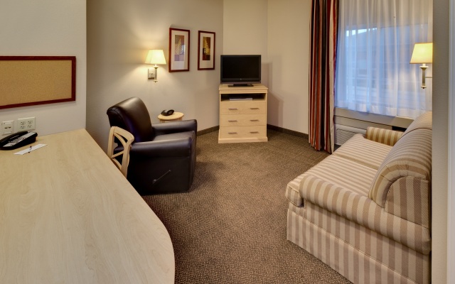 Candlewood Suites Grand Prairie, an IHG Hotel