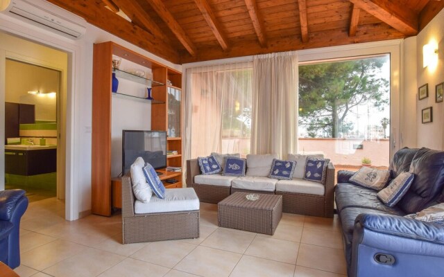 Awesome Home in Furnari With 5 Bedrooms and Wifi