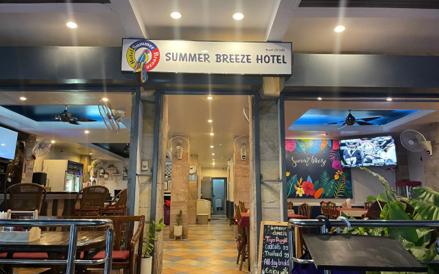 Summer Breeze Hotel