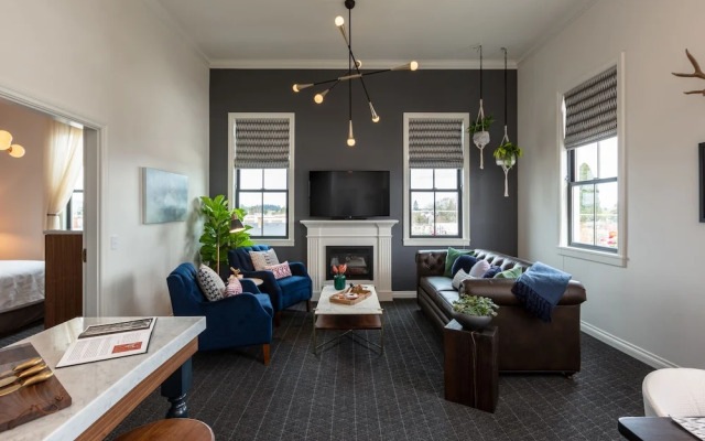 Atticus Hotel