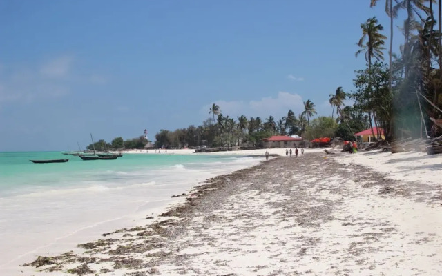 Casa Umoja Guesthouse