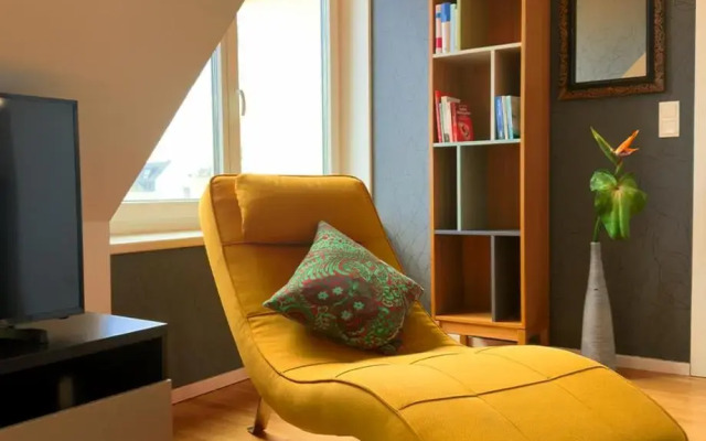 Elegant Duplex Danube Canal