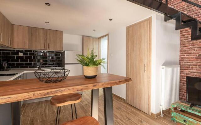 Industrial Loft near Seaside W 200Mbps
