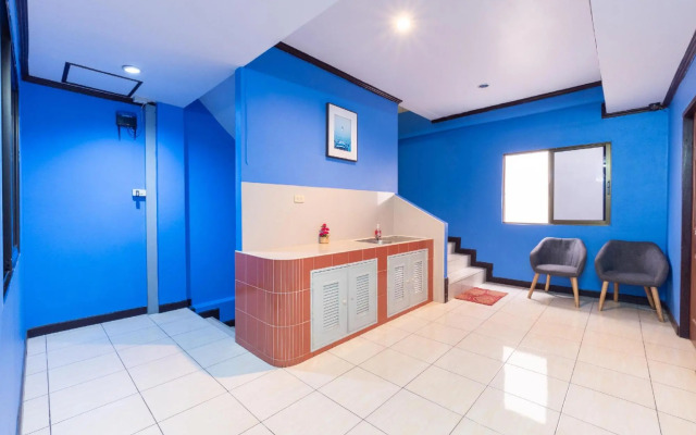 Oyo 75327 Diyana Residence