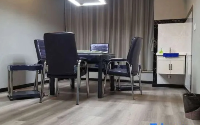Shengzhou Yilai Business Hotel