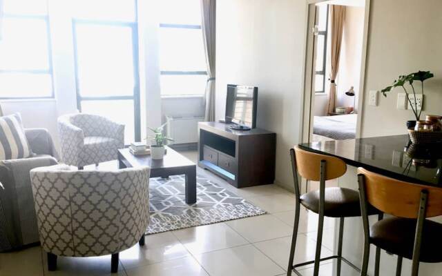 Modern One Bedroom Apartment With City Views