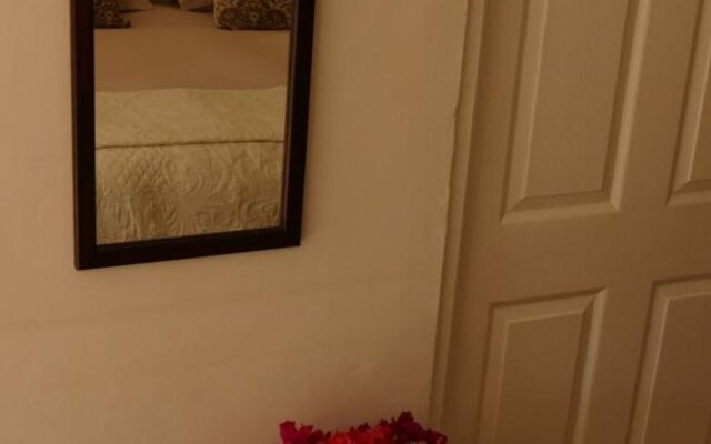 Anchorage Inn Guesthouse