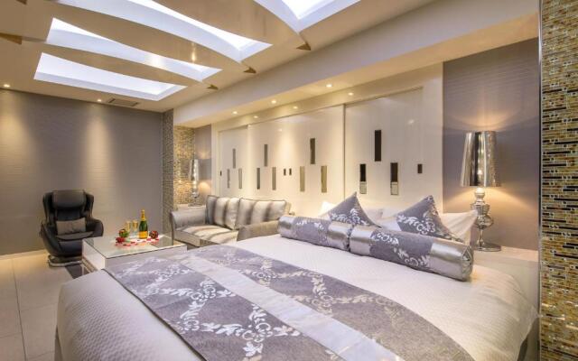 Hotel Dior7 - Adults Only
