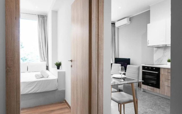 Wall Street Apartments, The Luxury Suites