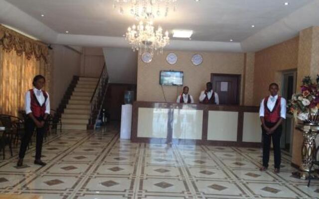 Hotel Grand Ami