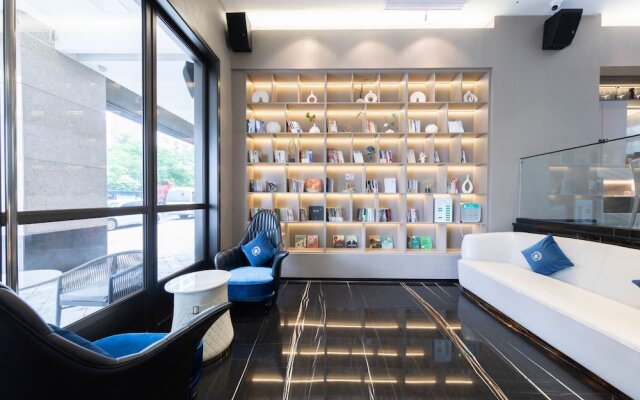 shenzhenshijinyuehuayuanjiudian