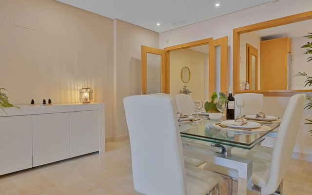 Quiet & bright apartment in Las Mimosas de Banús