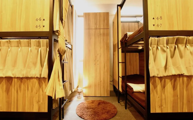 Namba Guesthouse HIVE - Hostel