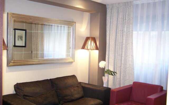 Washington Parquesol Suites & Hotel