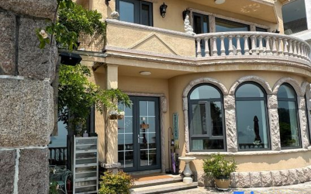 Manju Gallery Hotel and Boutique (Qingdao, Laoshan)